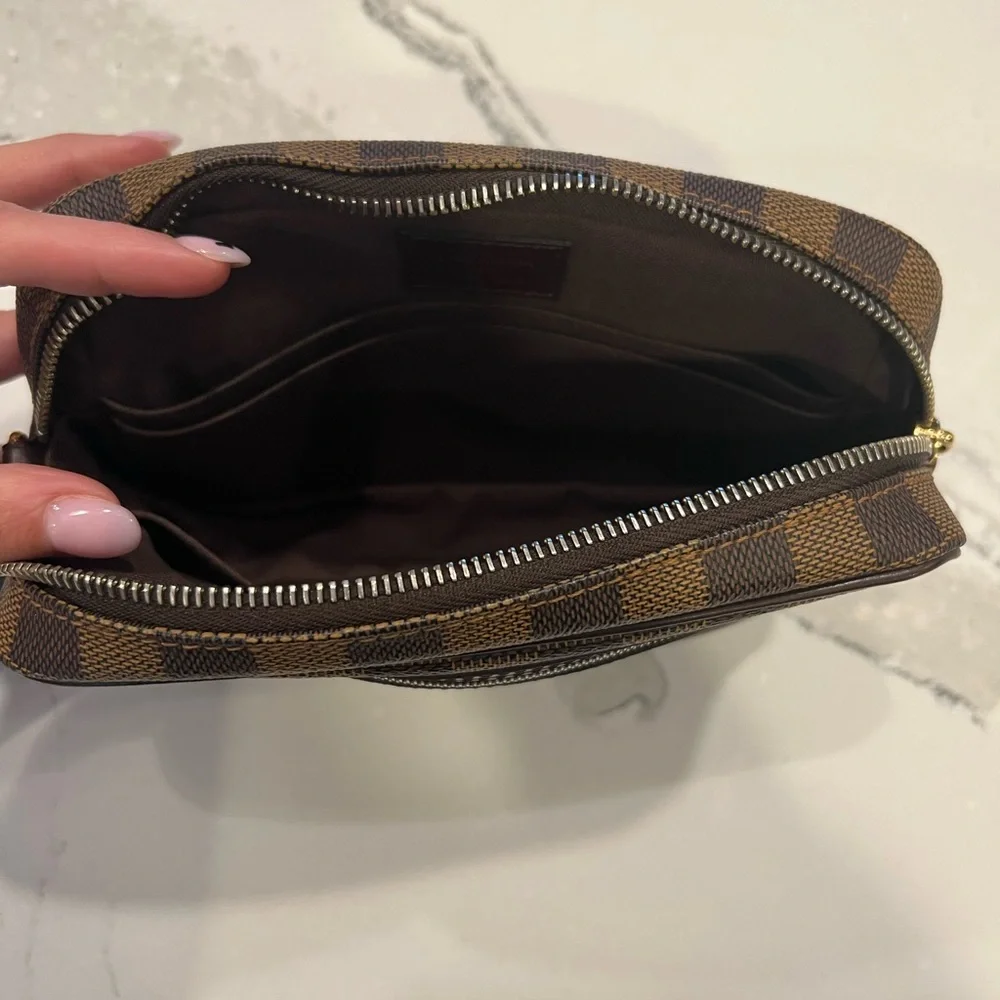 Louis Vuitton Damier Ebene Macao Wristlet Clutch Bag